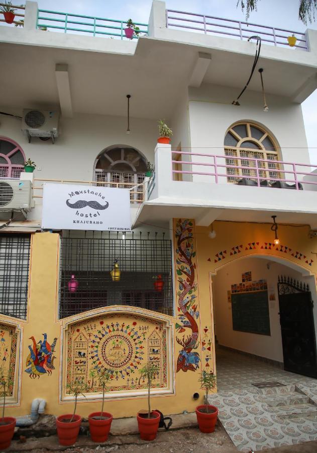 Albergue Moustache Khajurāho Exterior foto
