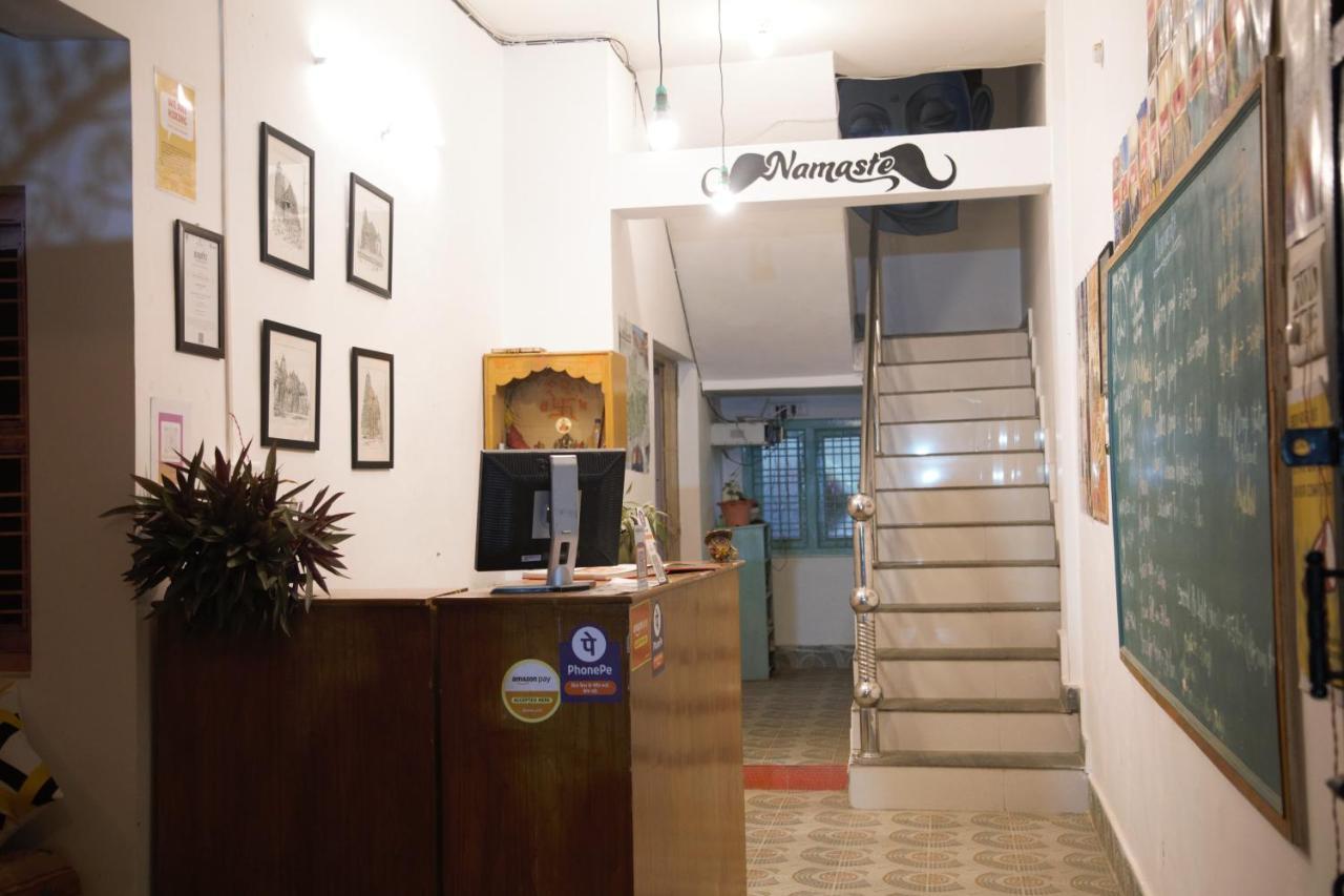 Albergue Moustache Khajurāho Exterior foto